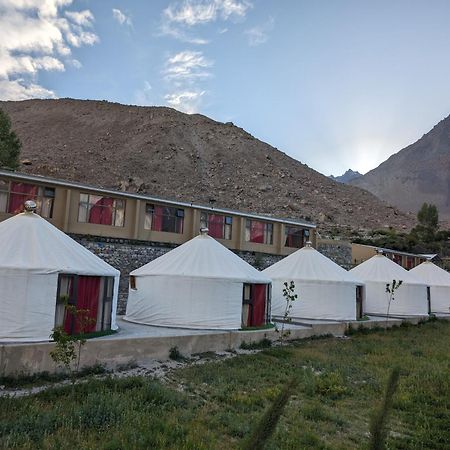 Apex Hotels And Resorts Hussaini Karimabad  Dış mekan fotoğraf
