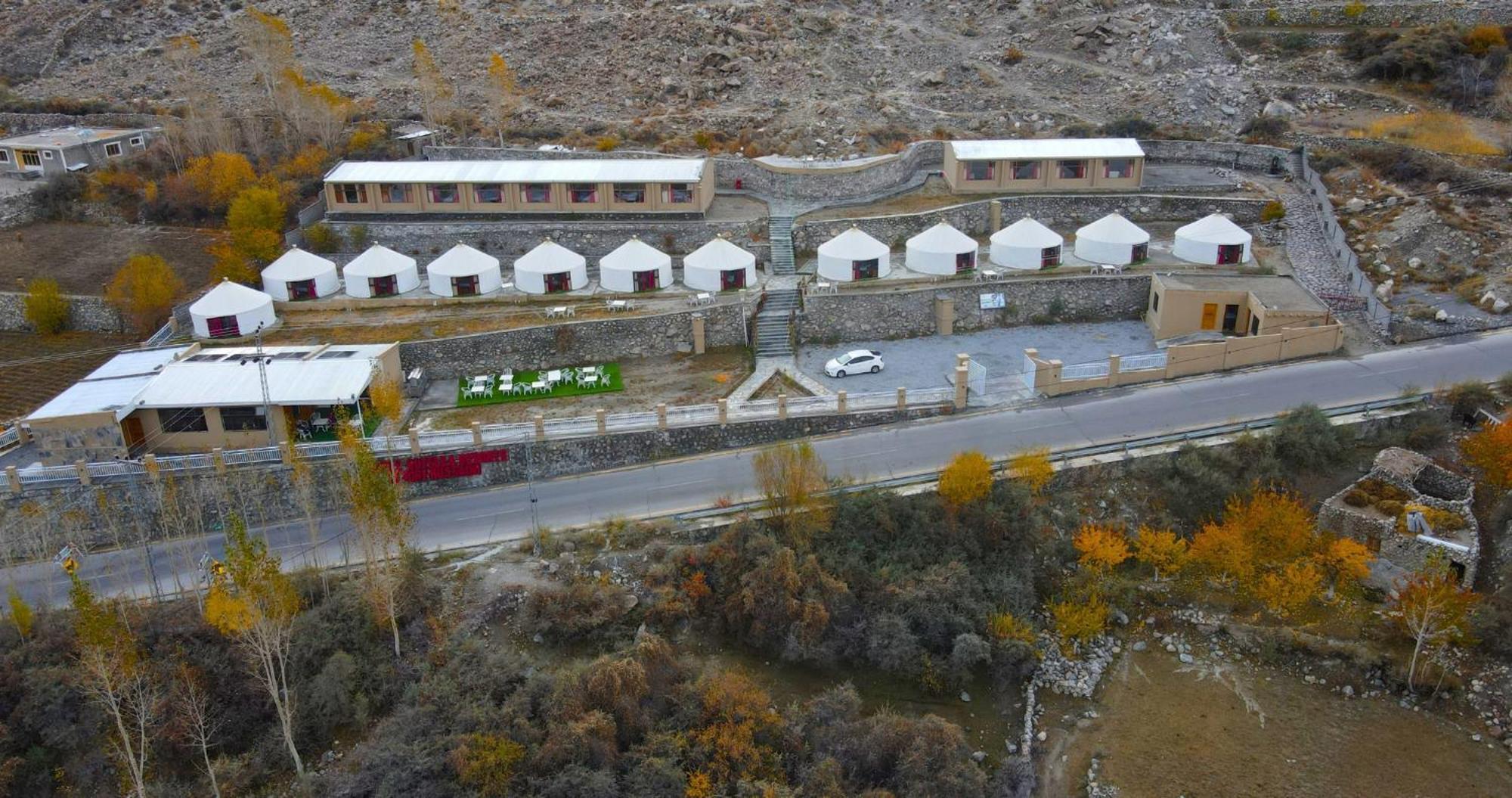 Apex Hotels And Resorts Hussaini Karimabad  Dış mekan fotoğraf