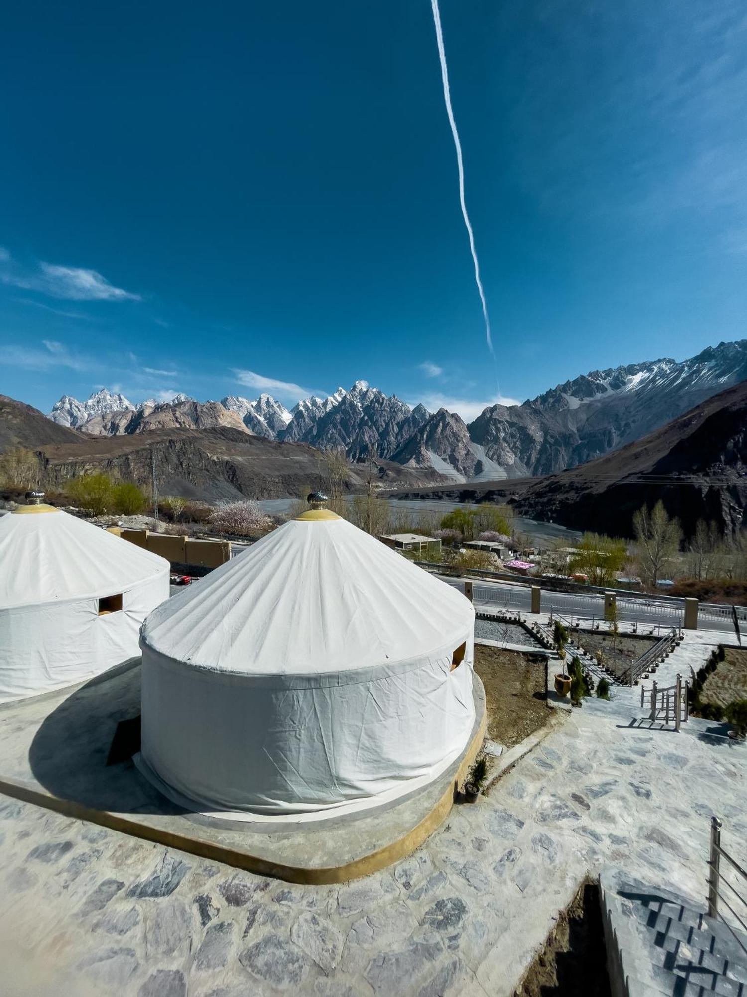 Apex Hotels And Resorts Hussaini Karimabad  Dış mekan fotoğraf
