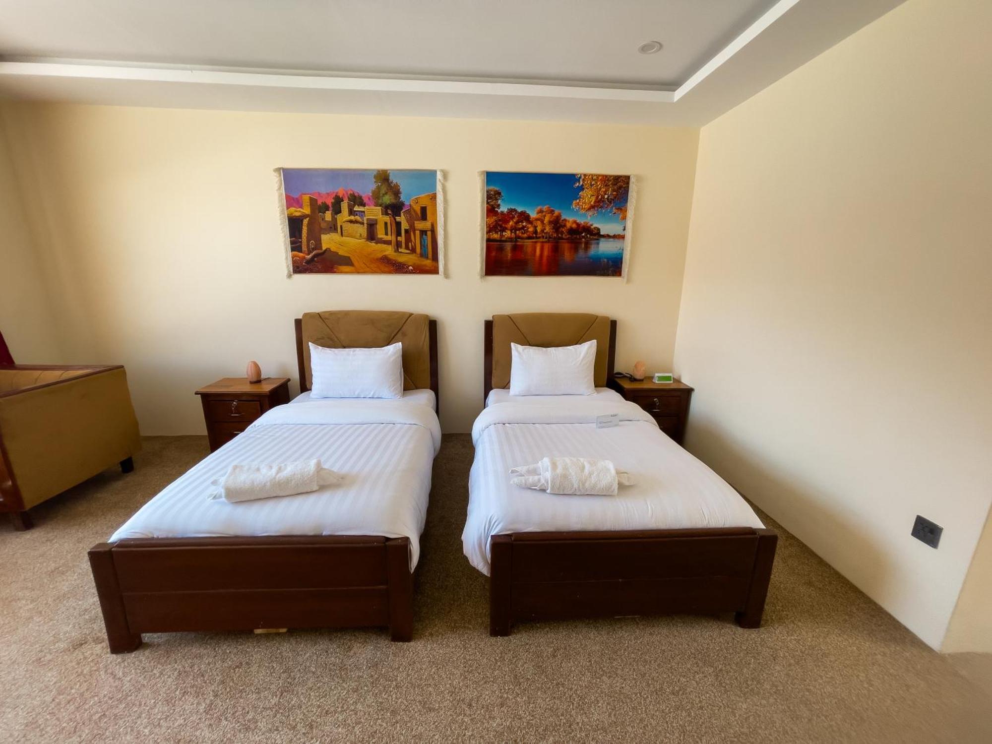 Apex Hotels And Resorts Hussaini Karimabad  Dış mekan fotoğraf